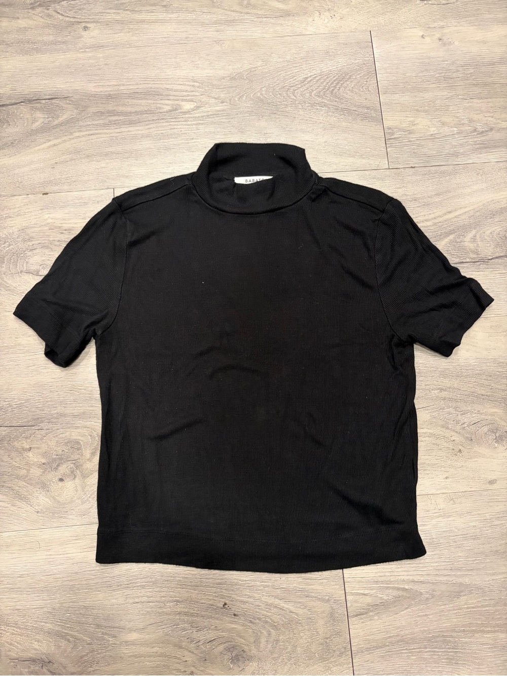 Babaton Ribbed Mock Neck Tee in Black Size Small Like New